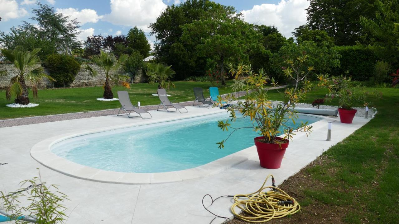Bed and Breakfast La Rochelle et l'Aunis à Saint-Sauveur-d'Aunis Extérieur photo